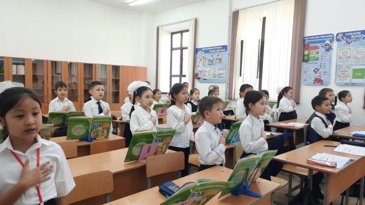 Қазақстан Республикасының әнұранын орындады.