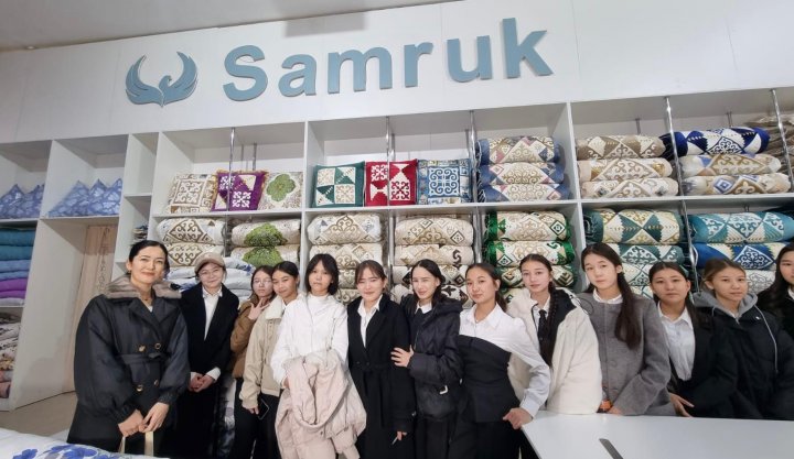 @samruk.korpe тігін цехына КББ-ші 8 сыныптармен экскурсия жасады.