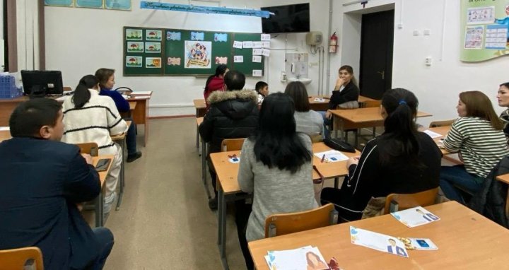 «Баланың басты ұстазы – ата-ана» тақырыбында жиналыс өтті.