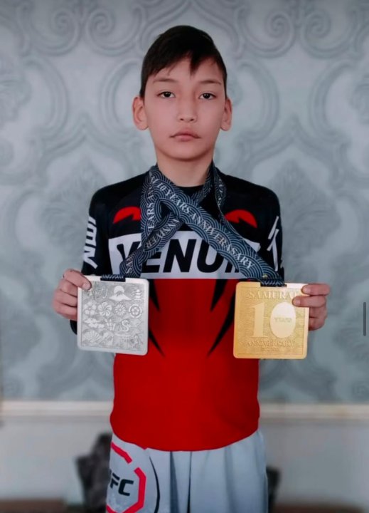 6"б" сынып оқушысы Даулеталы Дамир джиу-джицудан алтын иеленді.
